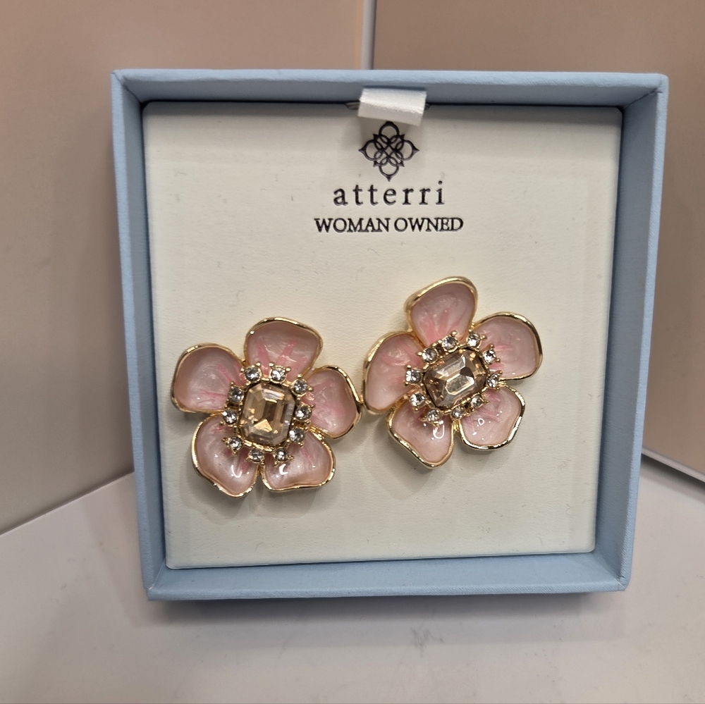 💕▪️Atterri▪️ Pink Floral Earrings with Gold Accents